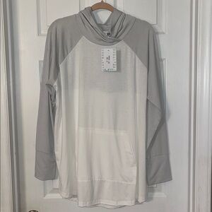 LulaRoe Women’s Amber Hoodie, 2XL, NEW, White body, light gray sleeves & hood
